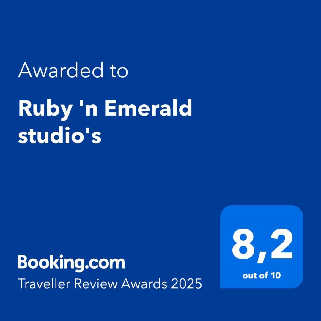 Ruby 'N Emerald Studio'S Ретимно Екстериор снимка